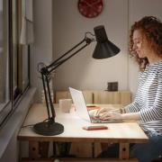 OSRAM LED-bordlampe Office Line Desk Retro, svart 3.000 K