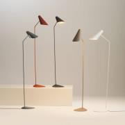 Vibia LED-gulvlampe I.Cono, rødbrun, høyde 127 cm, 2700 K