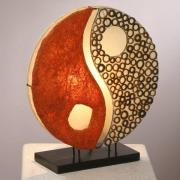 Ying Yang bordlampe på trefot 33 cm