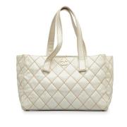 Pre-owned Hvit skinn Chanel Tote