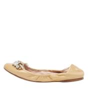 Pre-owned Beige skinn Miu Miu leiligheter