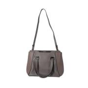 Pre-owned Leather handbags