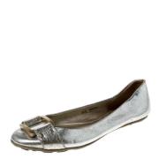 Pre-owned Leather flats