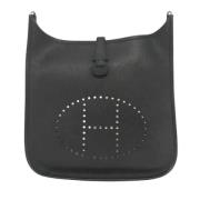 Pre-owned Leather shoulder-bags