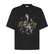 Svart Script Mary Skate Tee