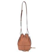 Pre-owned Leather shoulder-bags