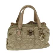 Pre-owned Nylon handbags