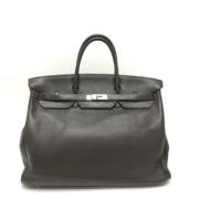 Pre-owned Leather handbags