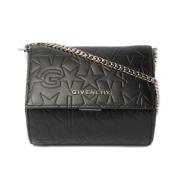 Pre-owned Leather clutches