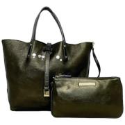 Pre-owned Leather totes