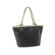 Pre-owned Canvas handbags