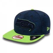 Sporty Flat Brim Cap i Navy/Lime