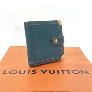 Pre-owned Leather wallets