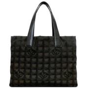 Pre-owned Nylon chanel-bags