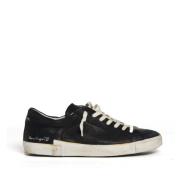 Svart Aldret Skinn Sneakers