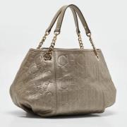 Pre-owned Leather handbags