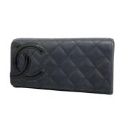 Pre-owned Leather wallets