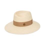 Beige Halmvevd Hatt med Bred Brem