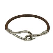 Pre-owned Leather bracelets