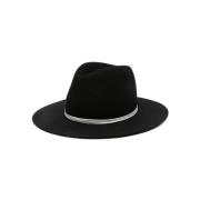 Svart ullfiltet fedora hatt