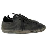 Pre-owned Leather sneakers