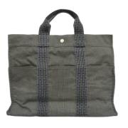 Pre-owned Canvas handbags