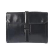 Pre-owned Leather clutches