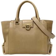 Pre-owned Leather handbags