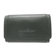 Pre-owned Leather wallets