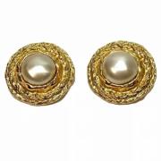 Pre-owned Pearl earrings