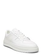 Faraway Low U Lave Sneakers White Sneaky Steve