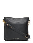 Fillis Medium Bags Crossbody Bags Black RE:DESIGNED EST 2003