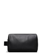 Logo Emboss Dopp Kit Toalettveske Black Calvin Klein