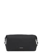 Ck Essential Washbag Rub Toalettveske Black Calvin Klein