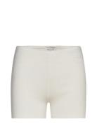 Rwbelmo Shorts Shorts Cream Rosemunde